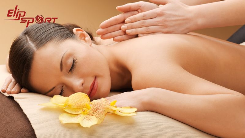 Đ&acirc;y l&agrave; một kỹ thuật sử dụng để vỗ nhẹ hoặc đập nhẹ đều l&ecirc;n c&aacute;c khu vực tr&ecirc;n cơ thể