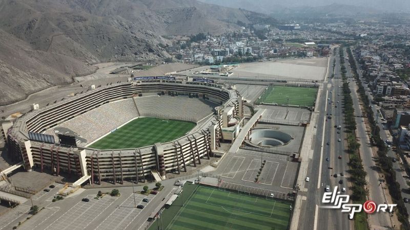 S&acirc;n vận động Estadio Monumental &ldquo;U&rdquo;