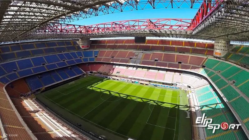 S&acirc;n vận động San Siro