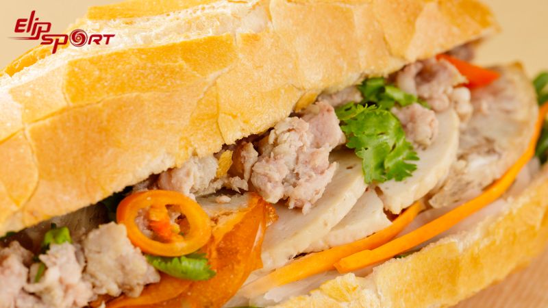 B&aacute;nh m&igrave; l&agrave; một m&oacute;n ăn nhanh ch&oacute;ng, tiện lợi