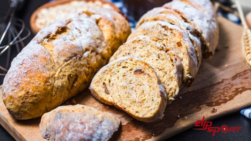 Bạn c&oacute; thể sử dụng b&aacute;nh m&igrave; yến mạch để giảm c&acirc;n