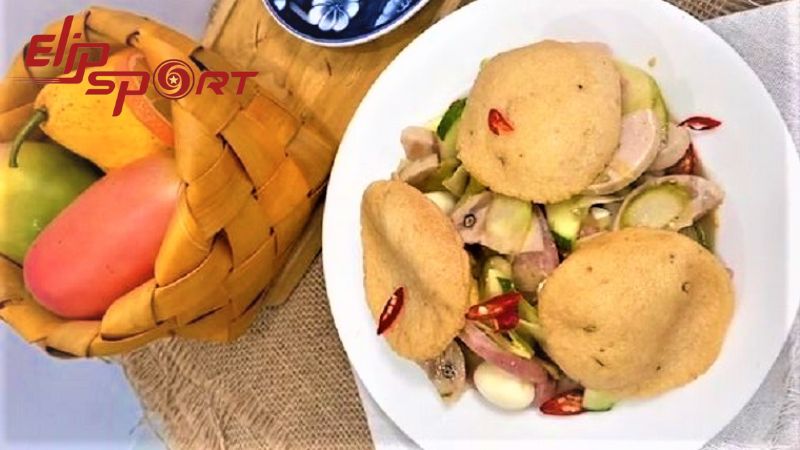 Nem chả quế trộn c&oacute;c non trứng c&uacute;t