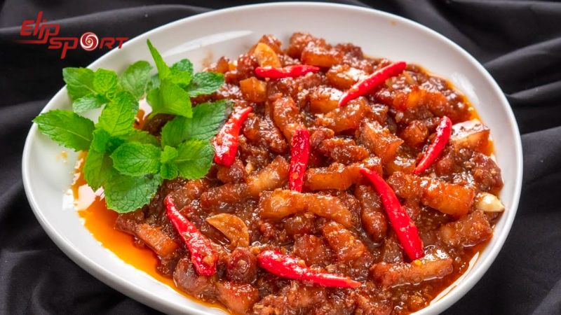 Thịt kho mắm ruốc l&agrave; m&oacute;n ăn rất 