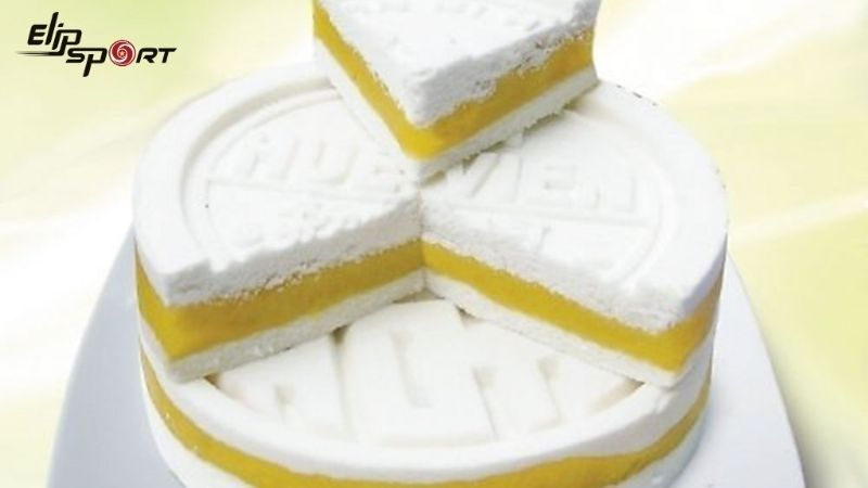 100g b&aacute;nh in đậu xanh chứa khoảng 168 calo