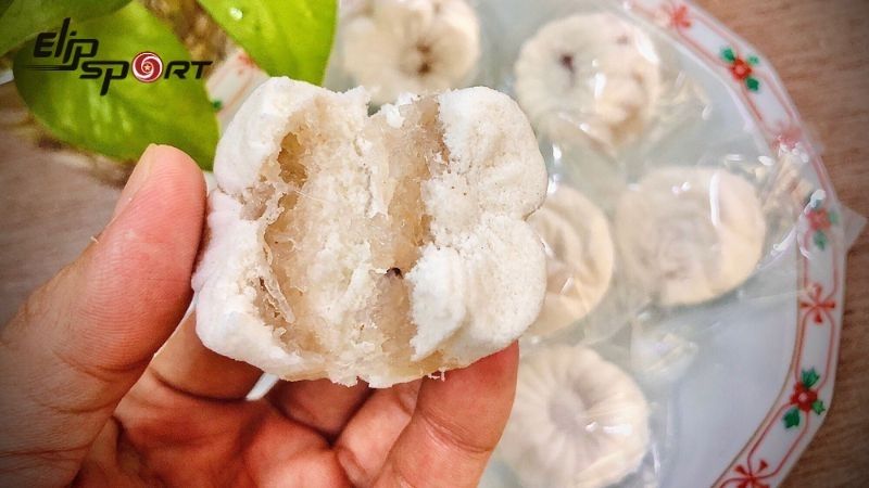 B&aacute;nh in dừa mang đến hương vị độc đ&aacute;o nhưng lại chứa calo rất cao