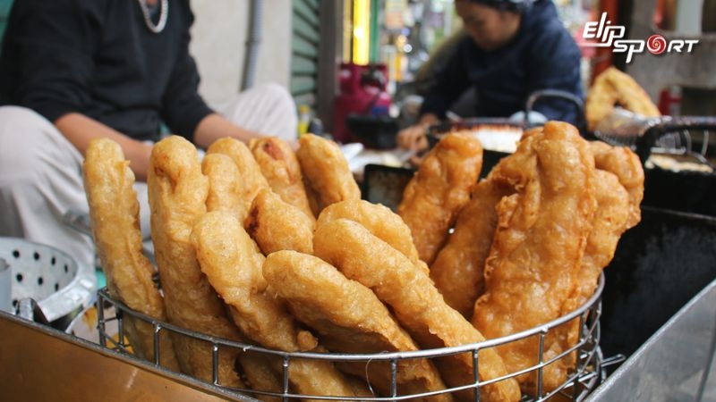 B&aacute;nh chuối chi&ecirc;n l&agrave; m&oacute;n ăn gi&agrave;u dinh dưỡng