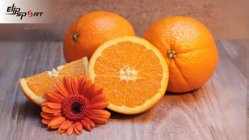 Khi đang d&ugrave;ng thuốc ho th&igrave; kh&ocirc;ng n&ecirc;n ăn những loại tr&aacute;i c&acirc;y họ cam, qu&yacute;t