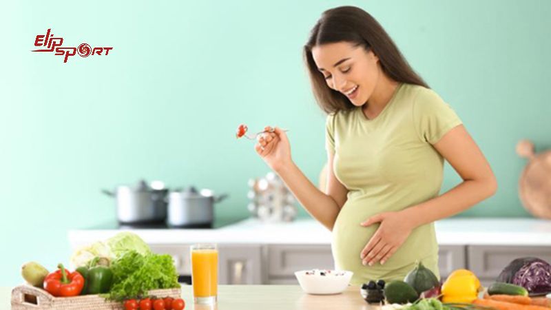 Mẹ bầu cần tr&aacute;nh ti&ecirc;u thụ qu&aacute; nhiều b&aacute;nh b&egrave;o