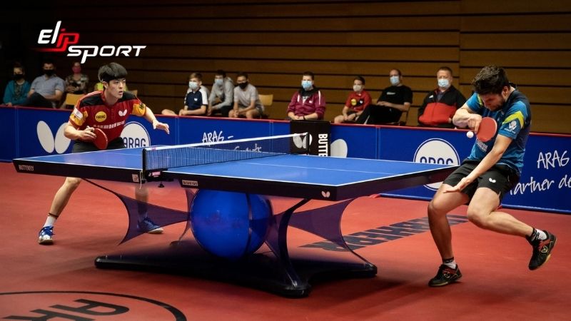 B&oacute;ng b&agrave;n l&agrave; bộ m&ocirc;n kết hợp giữa cơ thể v&agrave; t&acirc;m tr&iacute;