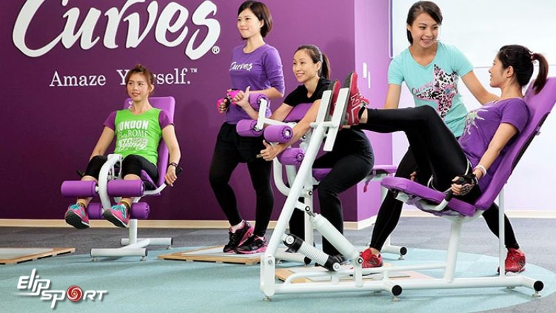 Luyện tập sức khỏe với m&aacute;y tập kh&aacute;ng thủy lực