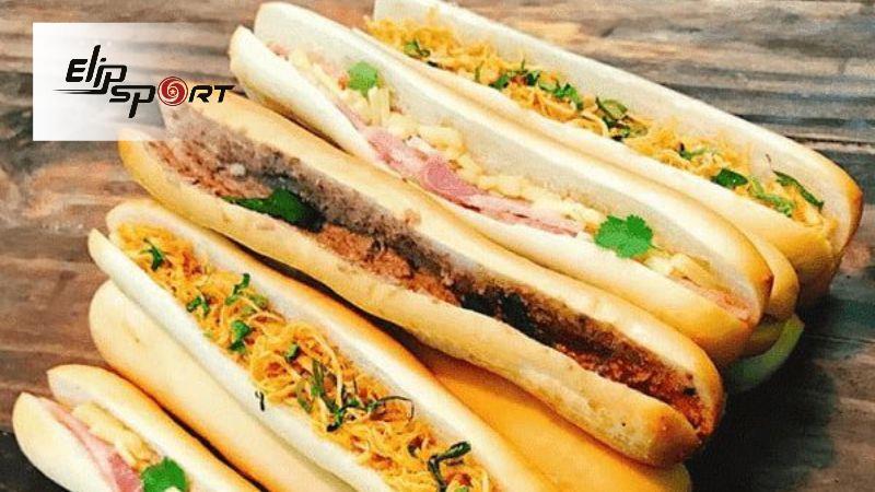 B&aacute;nh m&igrave; que Hải Ph&ograve;ng thường ở mức khoảng 200 calo/ổ