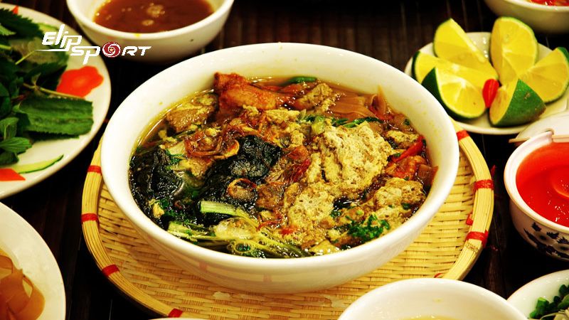 Việc ăn một b&aacute;t b&aacute;nh đa cua thường kh&ocirc;ng g&acirc;y tăng c&acirc;n