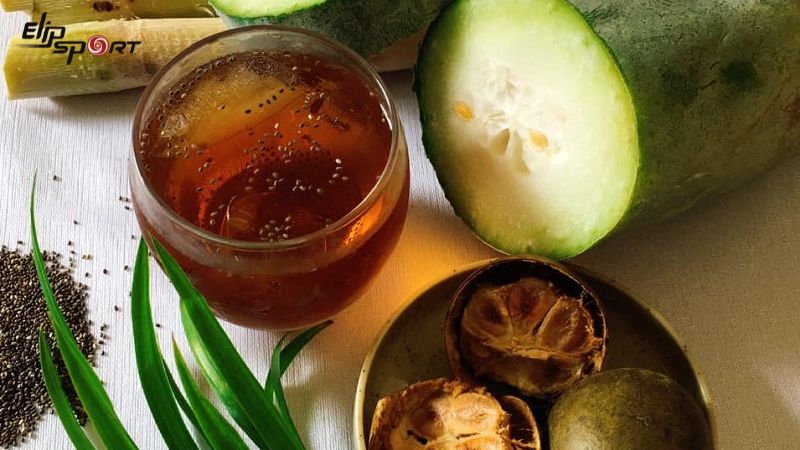 Để nấu tr&agrave; b&iacute; đao cần c&oacute; b&iacute; đao sấy kh&ocirc;, quả la h&aacute;n, l&aacute; dứa v&agrave; đường ph&egrave;n