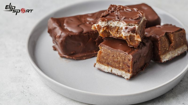 Bạn n&ecirc;n ăn Snickers v&agrave;o thời điểm cần năng lượng nhanh ch&oacute;ng