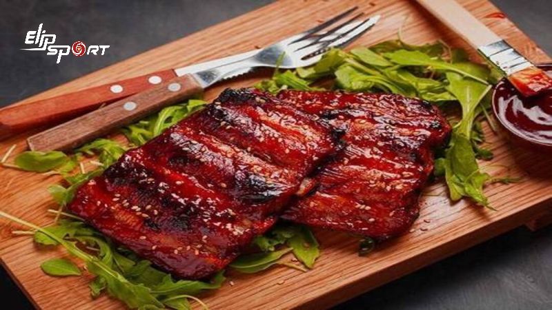 T&ugrave;y v&agrave;o c&aacute;c nguy&ecirc;n liệu bạn d&ugrave;ng cho m&oacute;n sườn nướng m&agrave; lượng calo sẽ thay đổi