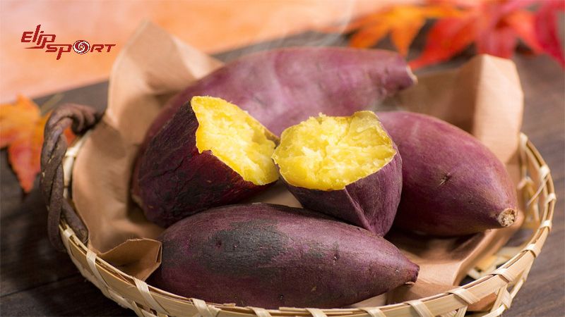 Khoai lang c&oacute; chỉ số đường huyết thấp v&agrave; cung cấp chất xơ dồi d&agrave;o