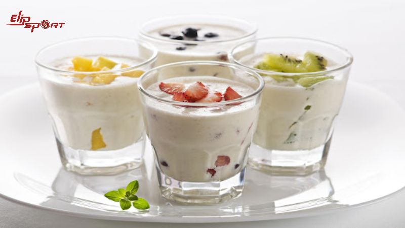 Bạn kh&ocirc;ng n&ecirc;n h&acirc;m n&oacute;ng sữa chua