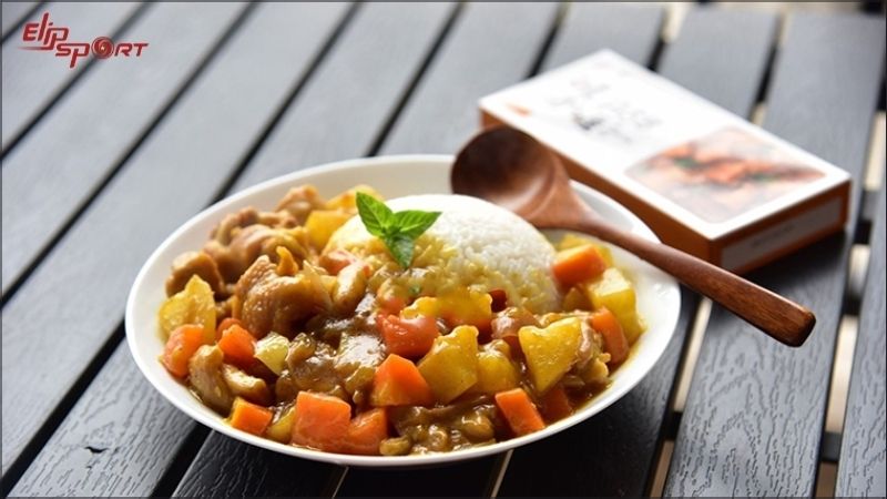 C&oacute; thể thay đổi c&aacute;c loại gia vị như sả, tỏi, ớt, h&agrave;nh t&acirc;y, ớt chu&ocirc;ng để tăng hương vị m&agrave; kh&ocirc;ng cần tăng calo