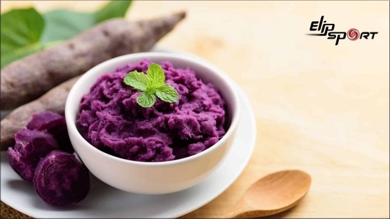 Khoai lang t&iacute;m kết hợp c&ugrave;ng c&aacute;c loại rau, củ quả v&agrave; tr&aacute;i c&acirc;y