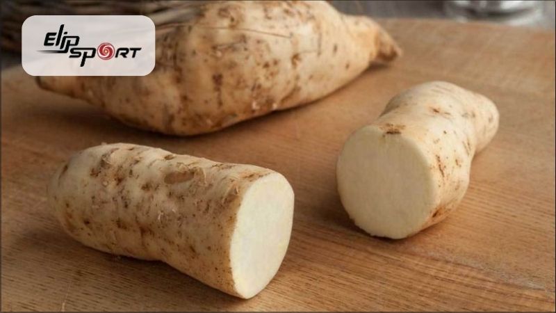 Khoai lang trắng với h&agrave;m lượng tinh bột kh&aacute; cao