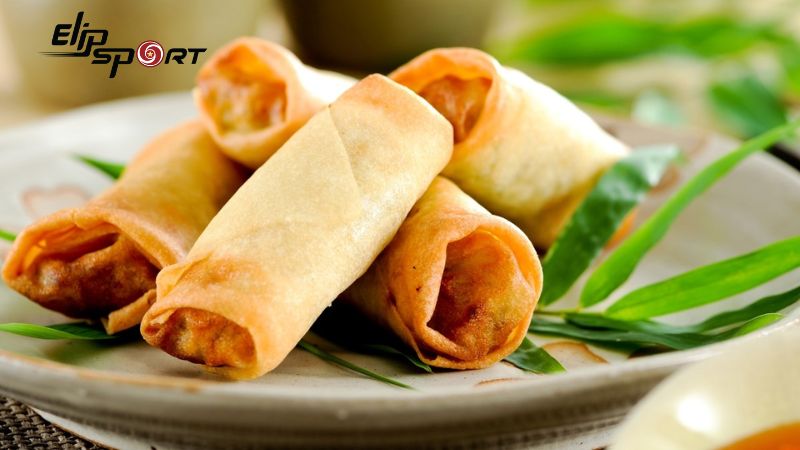Lượng calo trong chả gi&ograve; kh&aacute; cao so với khối lượng