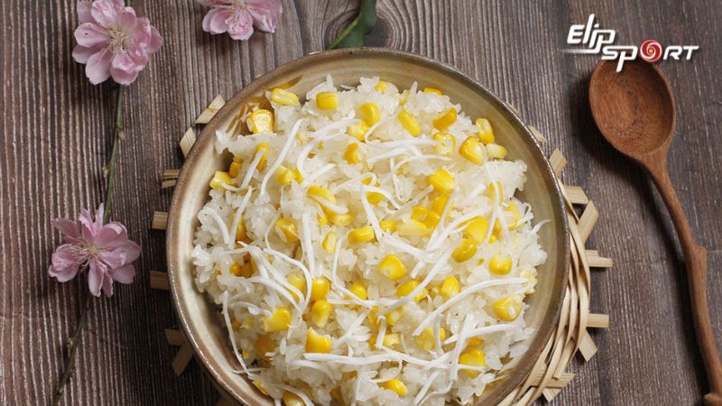 1 đĩa x&ocirc;i bắp c&oacute; bao nhi&ecirc;u calo?