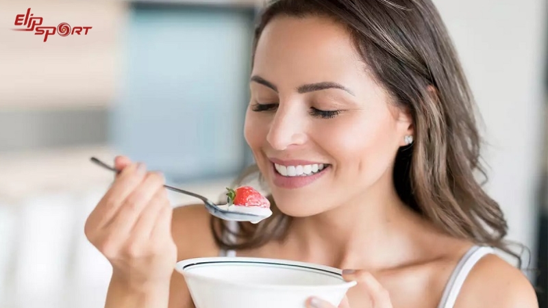 Bổ sung sữa chua đều đặn gi&uacute;p l&agrave;n da s&aacute;ng khỏe