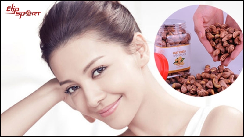 Ăn hạt điều gi&uacute;p giảm c&acirc;n v&agrave; l&agrave;m đẹp từ b&ecirc;n trong