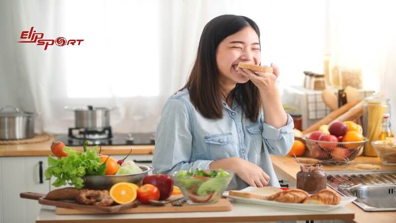 Một bữa s&aacute;ng l&yacute; tưởng n&ecirc;n cung cấp khoảng 700 &ndash; 800 calo để đủ năng lượng cho c&aacute;c hoạt động trong ng&agrave;y