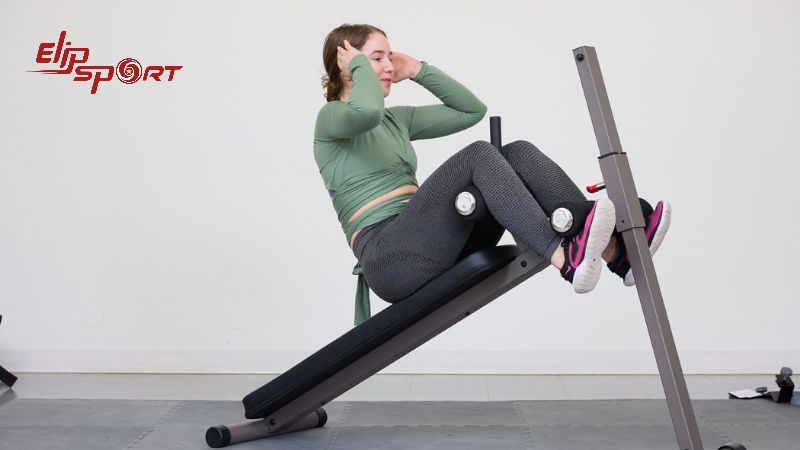 M&aacute;y tập cơ bụng l&agrave; một thiết bị hoặc dụng cụ thể thao được thiết kế đặc biệt để tập luyện v&agrave; ph&aacute;t triển cơ bụng
