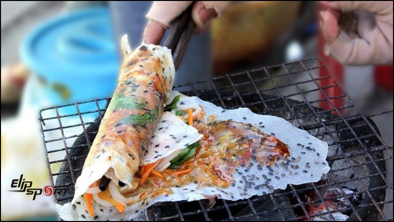 B&aacute;nh tr&aacute;ng chứa nhiều tinh bột, nạp qu&aacute; nhiều c&oacute; thể dẫn đến tăng c&acirc;n