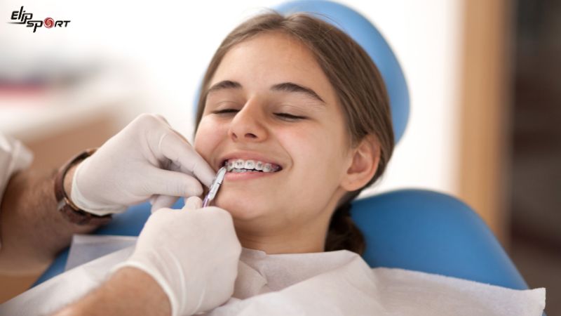 Ni&ecirc;̀ng răng từ sớm cho trẻ có th&ecirc;̉ phòng ngừa các v&acirc;́n đ&ecirc;̀ răng mi&ecirc;̣ng