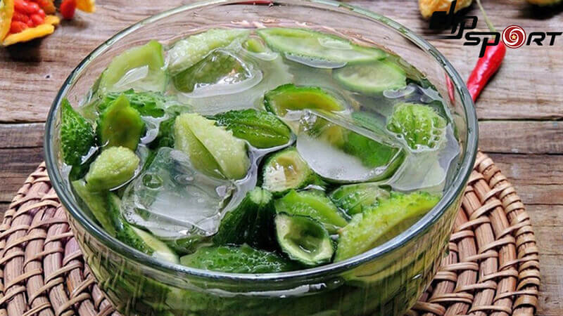 Khổ qua ướp đ&aacute; với hương vị độc đ&aacute;o