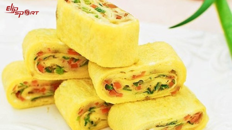 Trứng chi&ecirc;n với nhiều dầu chứa khoảng 120 calo