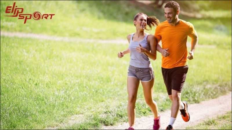 Thường xuy&ecirc;n tập thể dục thể thao để ti&ecirc;u hao năng lượng dư thừa&nbsp;