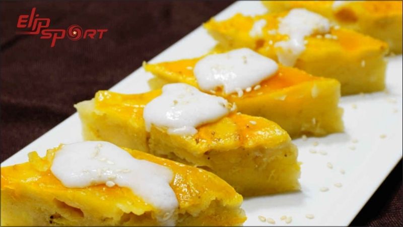Trong 100g b&aacute;nh chuối hấp nước cốt dừa c&oacute; thể chứa đến 350 calo