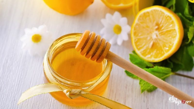 Trị mụn bằng nghệ mật ong v&agrave; chanh