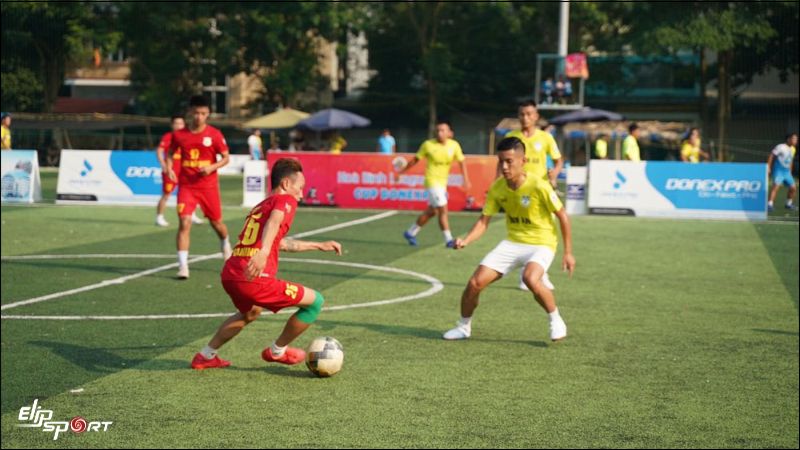 Chạy chỗ hiệu quả đ&ograve;i hỏi sự phối hợp nhịp nh&agrave;ng giữa c&aacute;c th&agrave;nh vi&ecirc;n trong đội