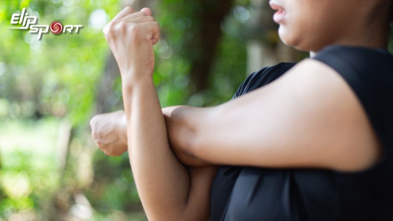 Kh&ocirc;ng khởi động khi tập gym cơ bụng