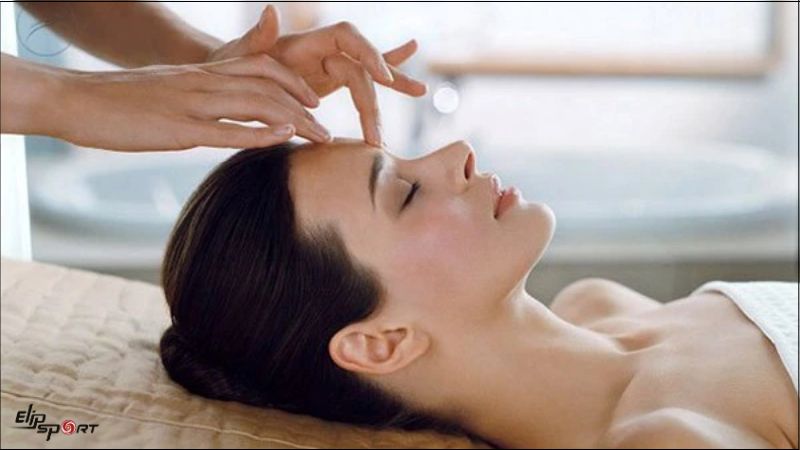 Massage gi&uacute;p thư gi&atilde;n cho mắt