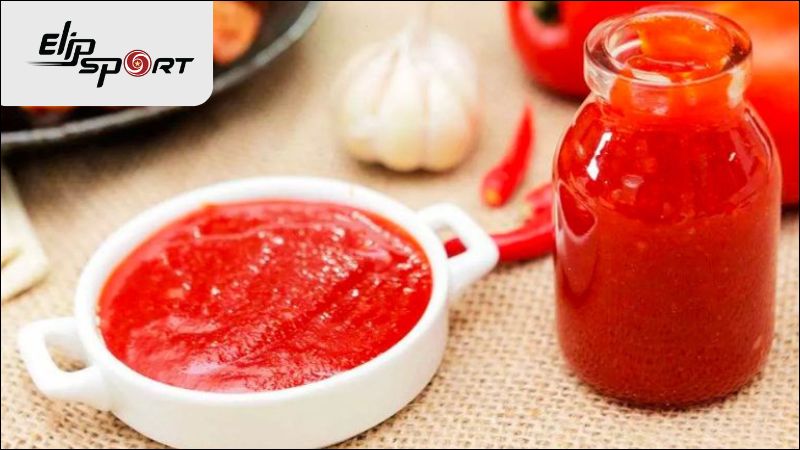 Bạn c&oacute; thể dễ d&agrave;ng tự l&agrave;m tương ớt tại nh&agrave;