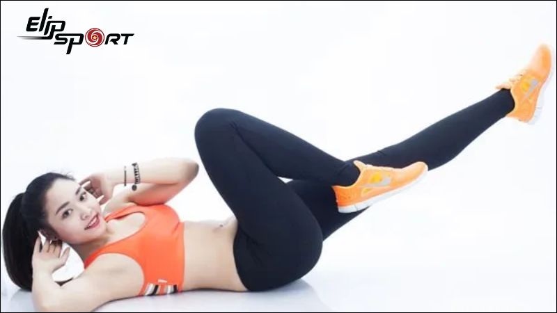 B&agrave;i tập đạp xe tr&ecirc;n kh&ocirc;ng giảm mỡ bụng số 3