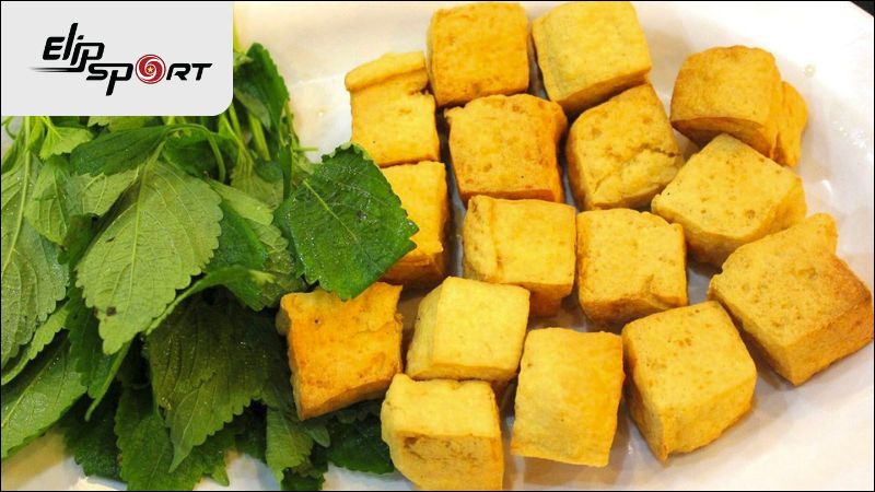 Mỗi 100g đậu hũ chi&ecirc;n sẽ cung cấp 251 calo cho cơ thể