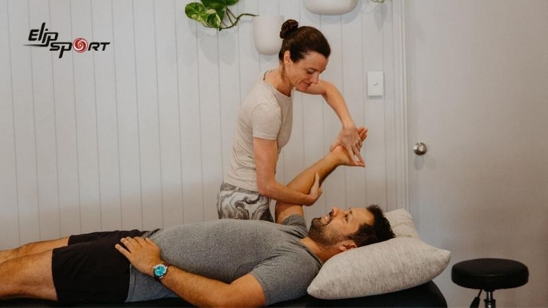 Xoa b&oacute;p c&ograve;n gi&uacute;p người bệnh cải thiện khả năng vận động, giảm mệt mỏi