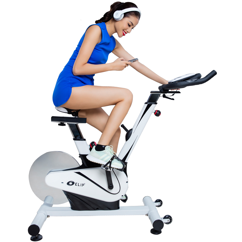 Ba dòng máy tập thể dục khiến Phạm Hương mê mẩn