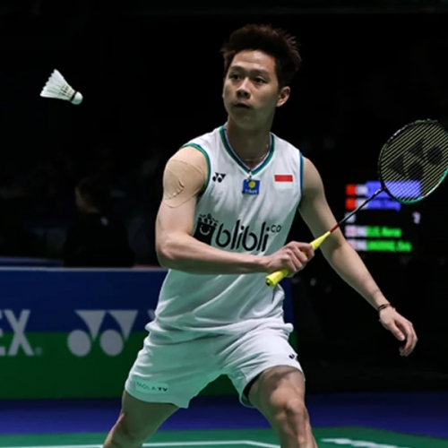 Có Nên Mua Áo Cầu Lông Yonex Hay Không
